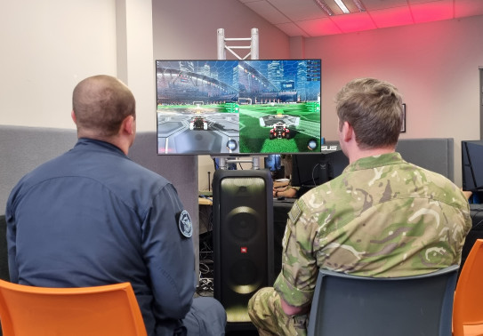 Base Ohakea recently hosted the first interbase Esports competition – virtually. It consisted of four teams going head to head playing ‘League on Legends’, in a round-robin, followed by a single elimination final. 