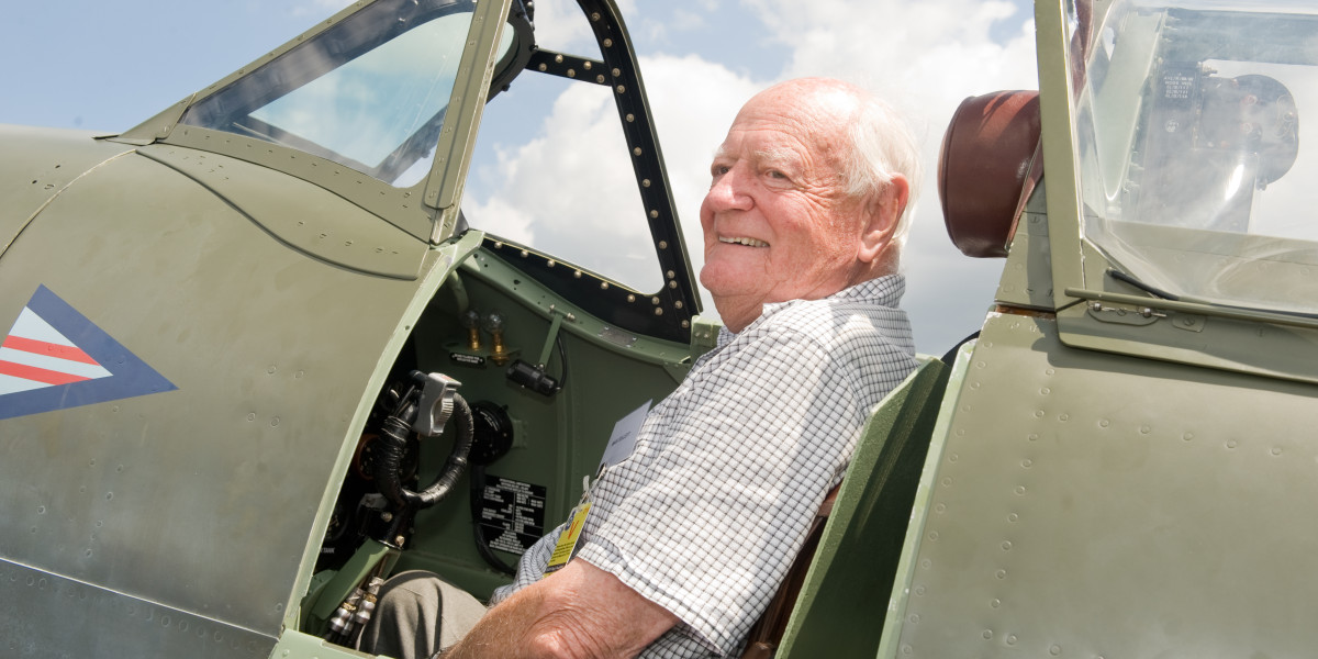 Farewell To New Zealand s Last Known WWII Spitfire Pilot New Zealand 