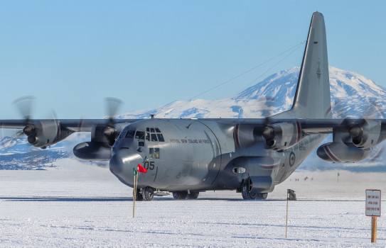 C-130H Hercules NZ7005 on the ice in Antarctica