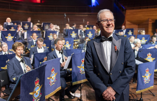 Squadron Leader David Gallaher fronting the RNZAF Band